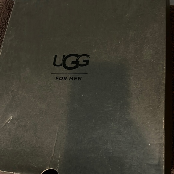 Ugg Event fabrics waterproof Boot with fuzz inside! Original box - Picture 1 of 10